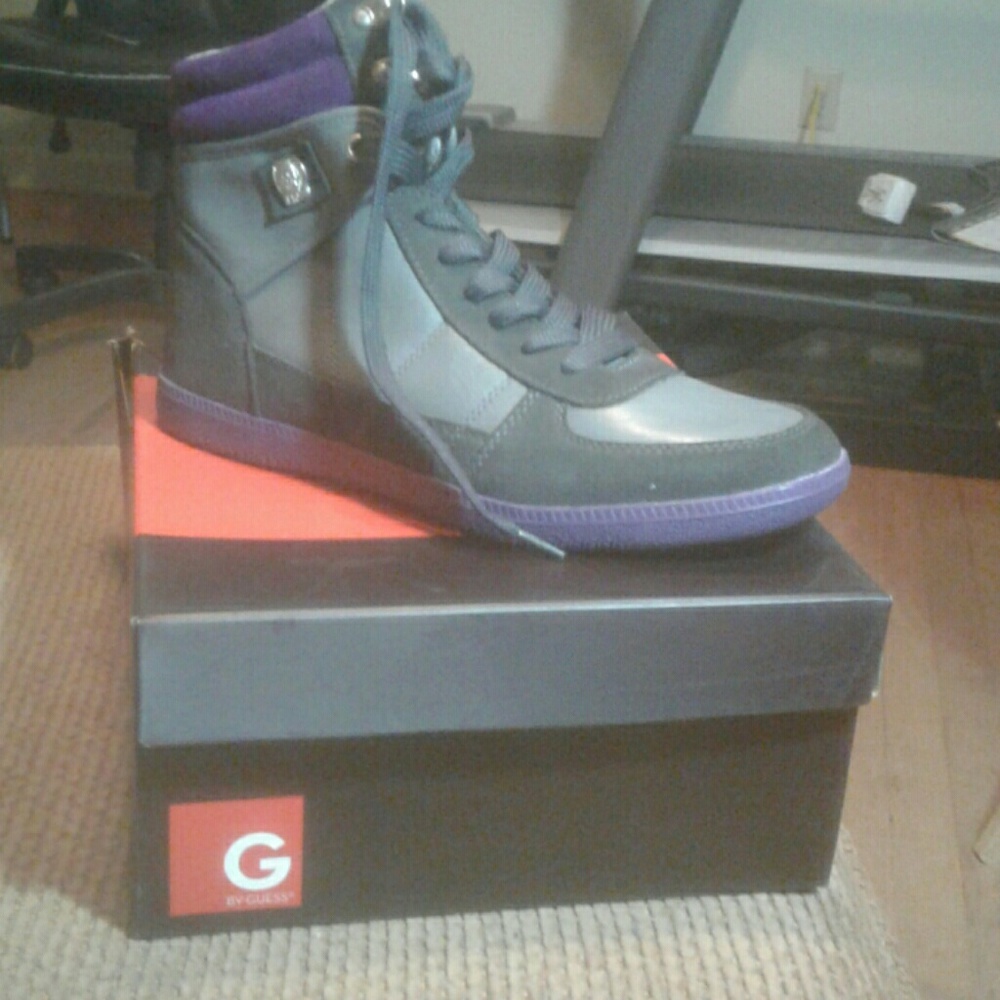 New GUESS Athletic Shoes GXHARRIS